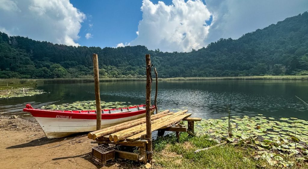 Eco-Aventura Total – De los Volcanes a la Bahía (14 Días)