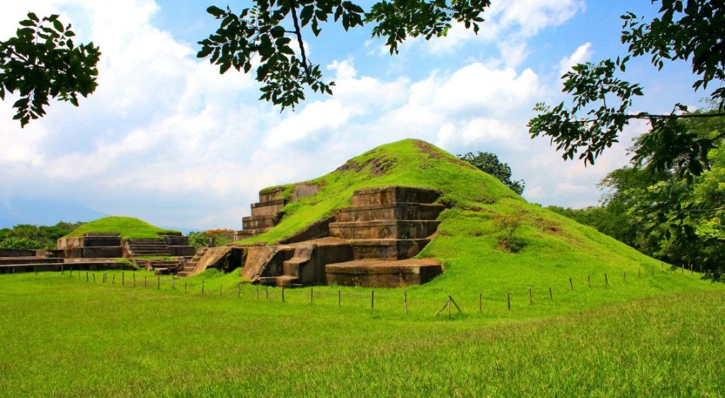 El Salvador Tradicional: Cultura, Pueblos y Volcanes (8 Días)