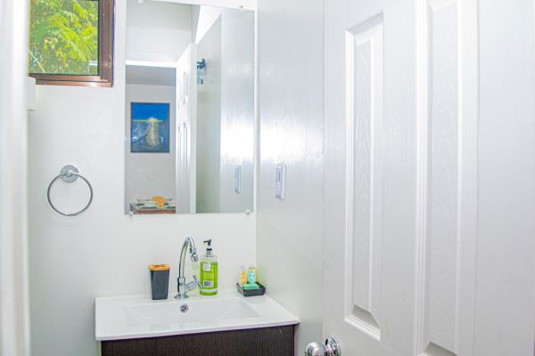 baño--Olas-Permanentes-Buena-vista-El-Zonte